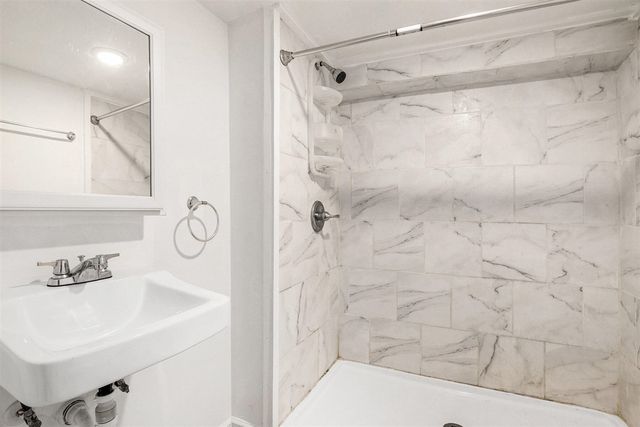 1511 Pattengill Avenue, Lansing, MI 48910