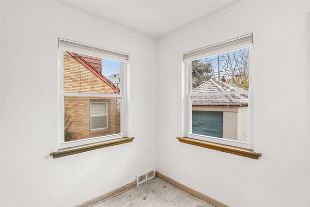 1511 Pattengill Avenue, Lansing, MI 48910