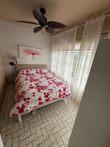 3431 NW 50th Avenue 304, Lauderdale Lakes, FL 33319