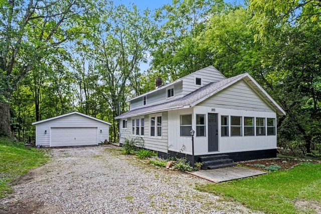 401 W South Street, Greenville City, MI 48838