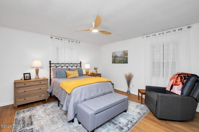 749 Park Avenue, Belford, NJ 07718