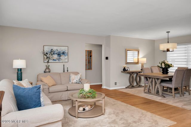 749 Park Avenue, Belford, NJ 07718