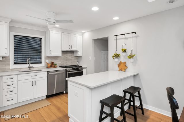 749 Park Avenue, Belford, NJ 07718