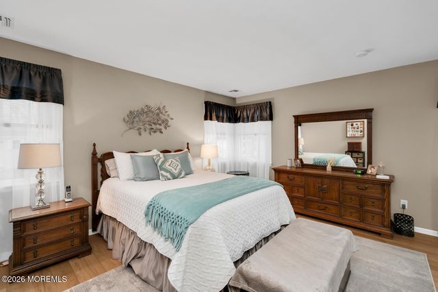 749 Park Avenue, Belford, NJ 07718