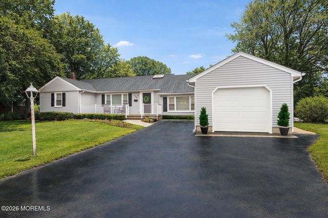749 Park Avenue, Belford, NJ 07718
