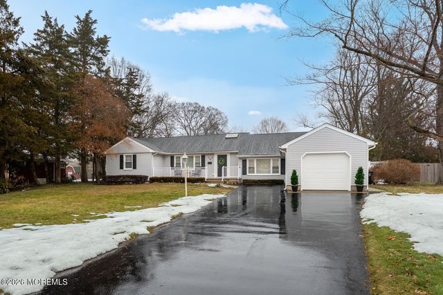 749 Park Avenue, Belford, NJ 07718