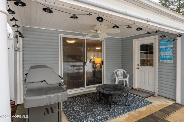 749 Park Avenue, Belford, NJ 07718