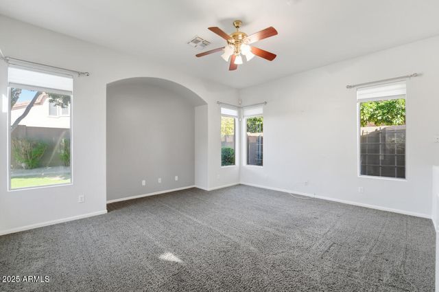 7180 W TRAILS Drive, Glendale, AZ 85308