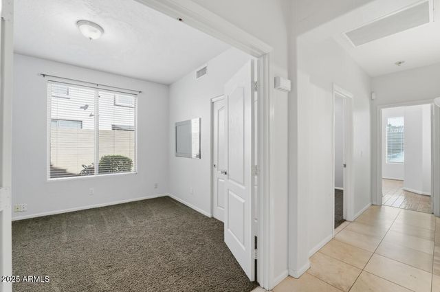 7180 W TRAILS Drive, Glendale, AZ 85308