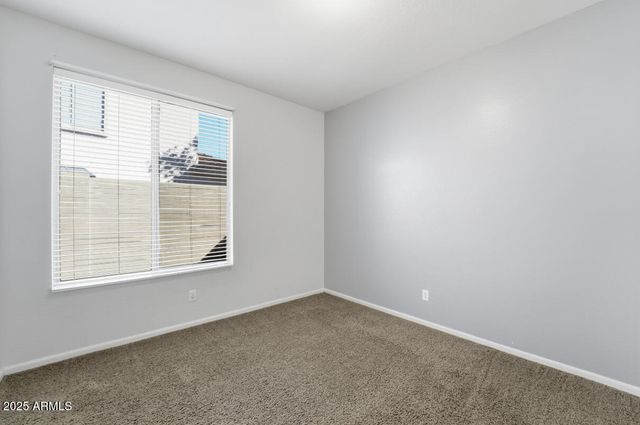 7180 W TRAILS Drive, Glendale, AZ 85308