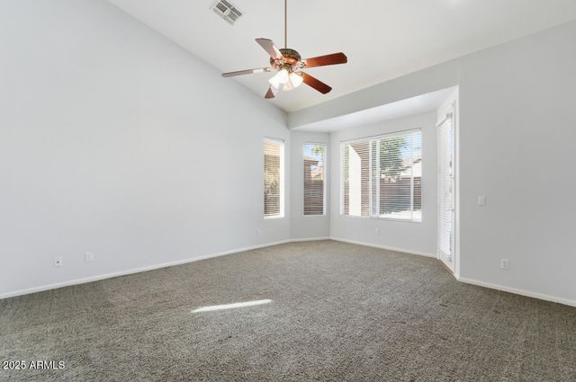 7180 W TRAILS Drive, Glendale, AZ 85308