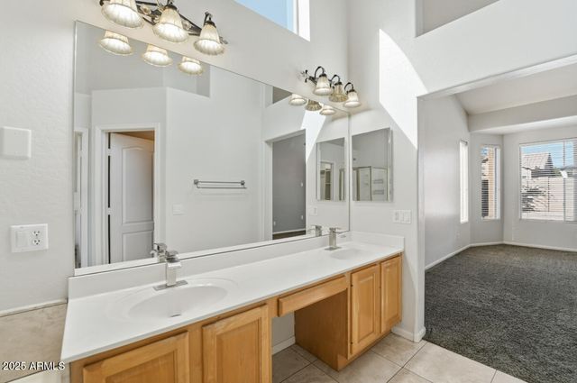 7180 W TRAILS Drive, Glendale, AZ 85308