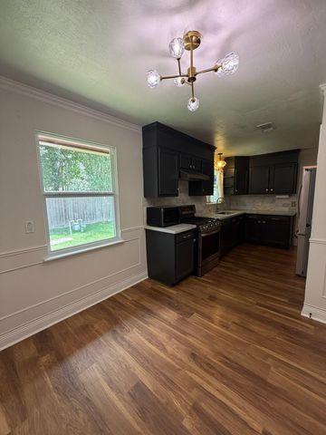 1432 Butler Drive, Pasadena, TX 77502