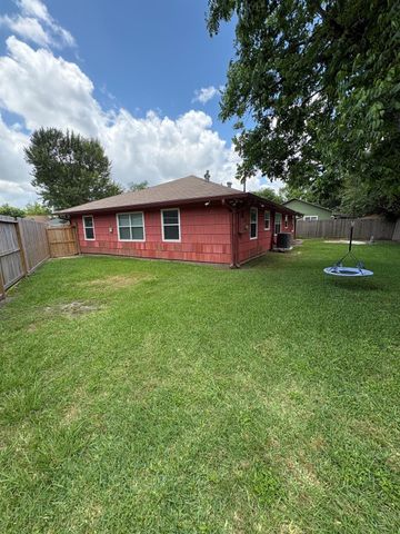 1432 Butler Drive, Pasadena, TX 77502