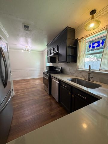 1432 Butler Drive, Pasadena, TX 77502