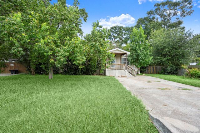 16495 Taurus Court, Conroe, TX 77306