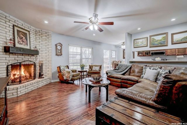 6711 Country Breeze, San Antonio, TX 78240