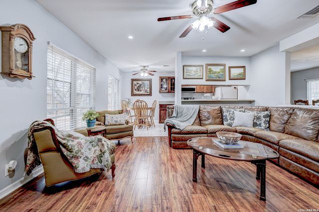 6711 Country Breeze, San Antonio, TX 78240