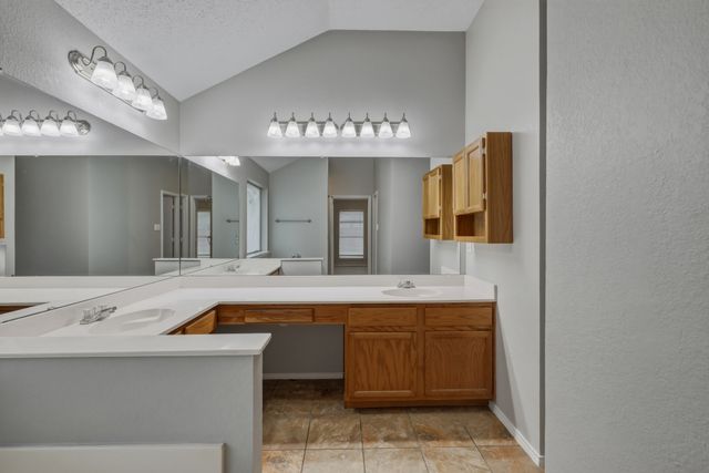 1714 Crestmeadow Lane, Mansfield, TX 76063