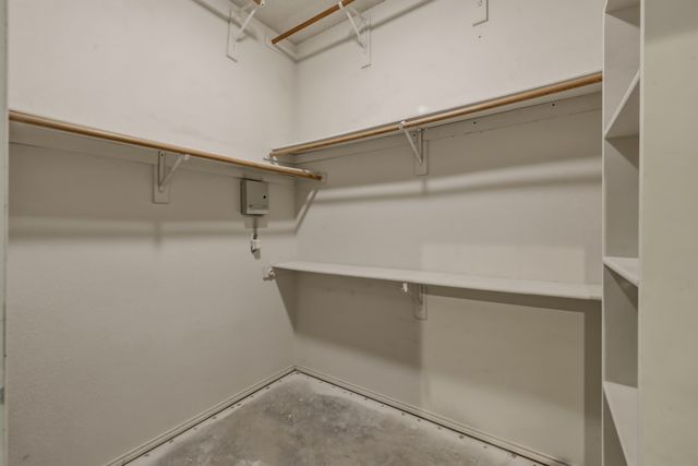 1714 Crestmeadow Lane, Mansfield, TX 76063