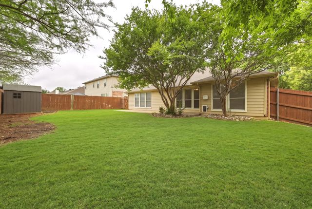 1714 Crestmeadow Lane, Mansfield, TX 76063