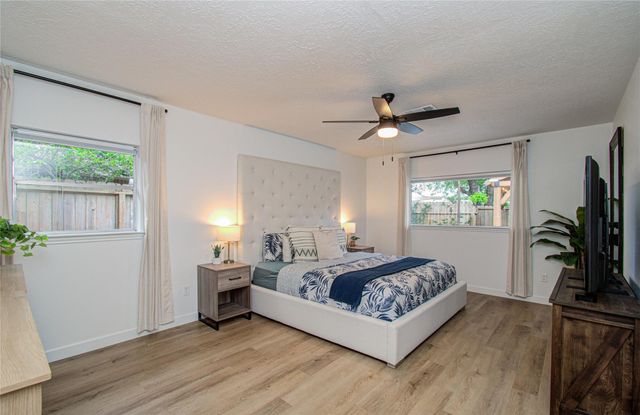 12218 Tawakom Drive, Tomball, TX 77375