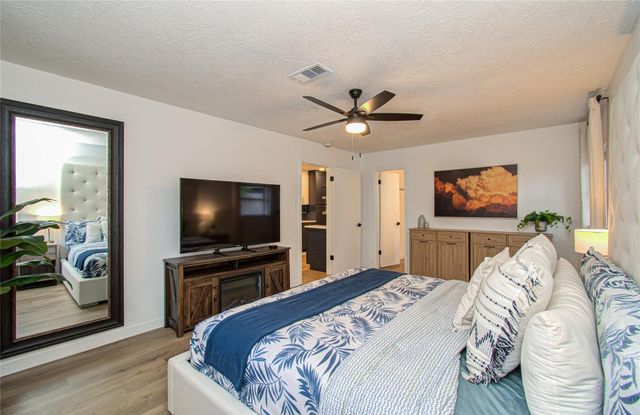 12218 Tawakom Drive, Tomball, TX 77375