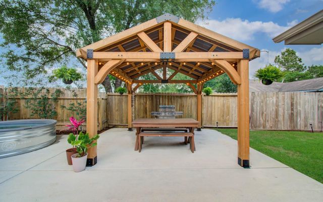 12218 Tawakom Drive, Tomball, TX 77375