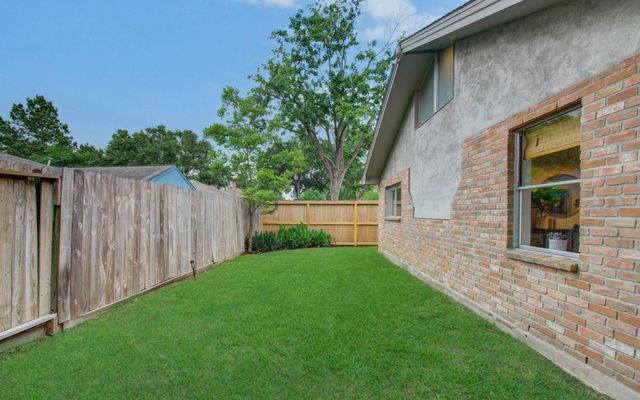 12218 Tawakom Drive, Tomball, TX 77375