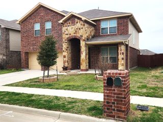3012 Whitetail Chase Drive, Fort Worth, TX 76108