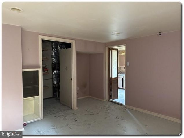 1146 VIOLET AVE, Williamstown, NJ 08094