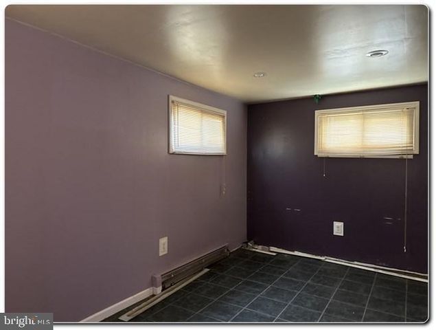 1146 VIOLET AVE, Williamstown, NJ 08094