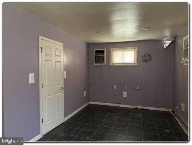 1146 VIOLET AVE, Williamstown, NJ 08094