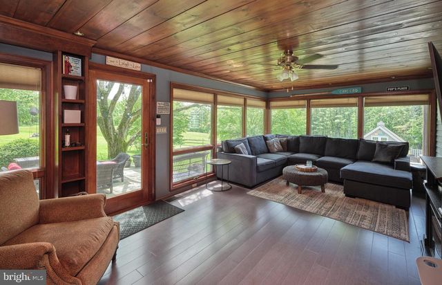 110 CLAY RIDGE RD, Ottsville, PA 18942