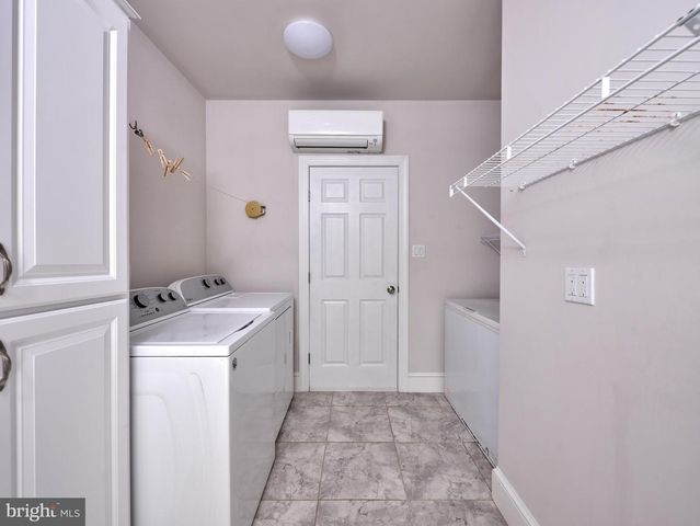 110 CLAY RIDGE RD, Ottsville, PA 18942