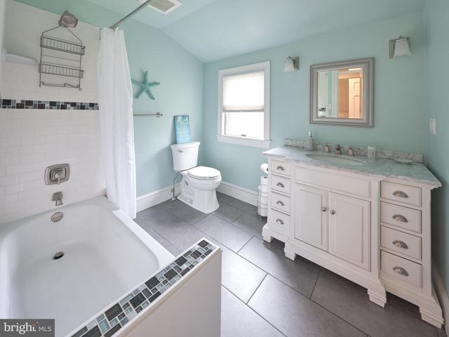 110 CLAY RIDGE RD, Ottsville, PA 18942