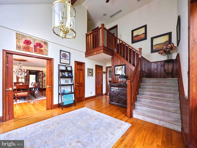 110 CLAY RIDGE RD, Ottsville, PA 18942