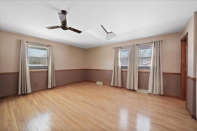 615 Mississinewa Street, Chesterton, IN 46304