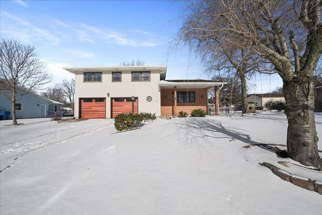 615 Mississinewa Street, Chesterton, IN 46304