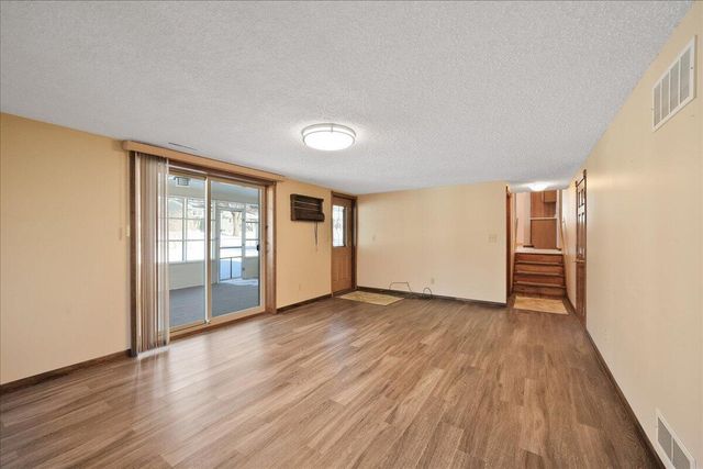 615 Mississinewa Street, Chesterton, IN 46304