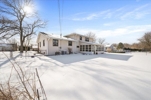 615 Mississinewa Street, Chesterton, IN 46304