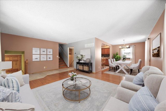 615 Mississinewa Street, Chesterton, IN 46304