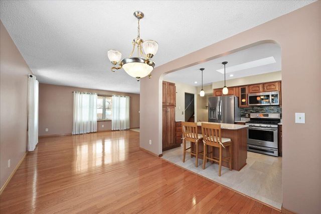 615 Mississinewa Street, Chesterton, IN 46304