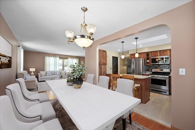 615 Mississinewa Street, Chesterton, IN 46304