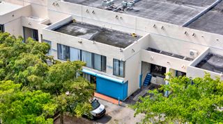 7168 NW 50th Street, Miami, FL 33166
