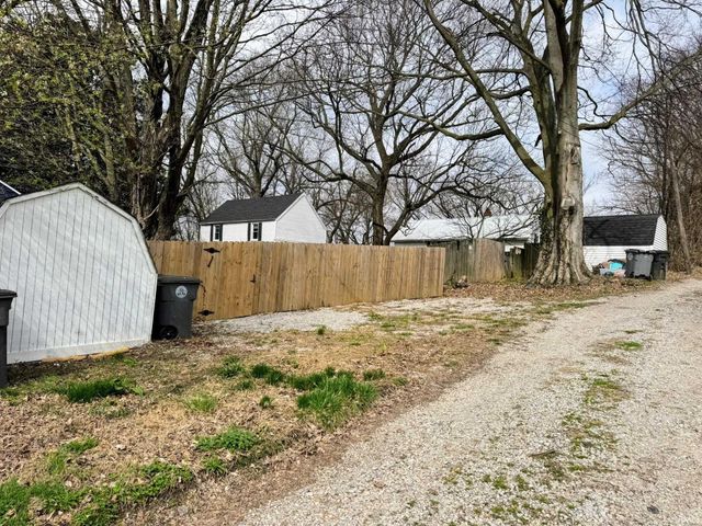 709 Kleymeyer Avenue, Evansville, IN 47720