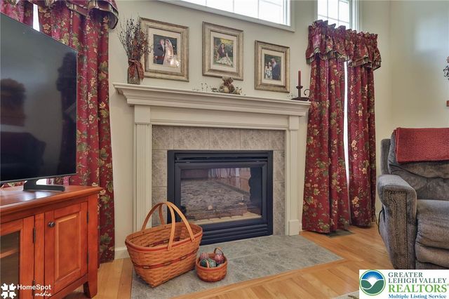 4022 Redwood Drive, Bethlehem Twp, PA 18020