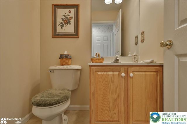 4022 Redwood Drive, Bethlehem Twp, PA 18020