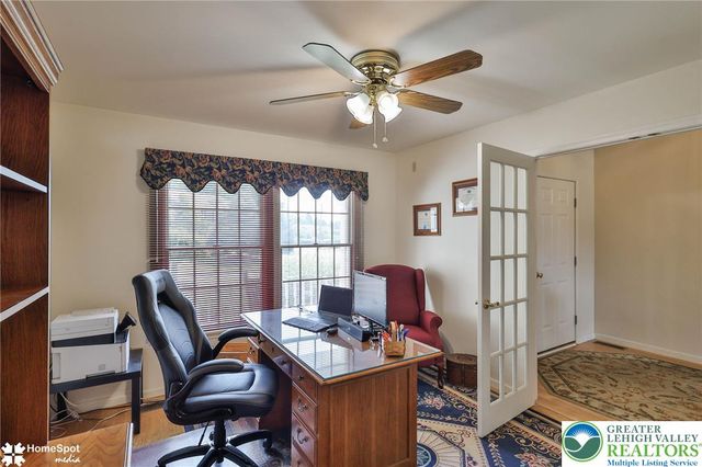 4022 Redwood Drive, Bethlehem Twp, PA 18020