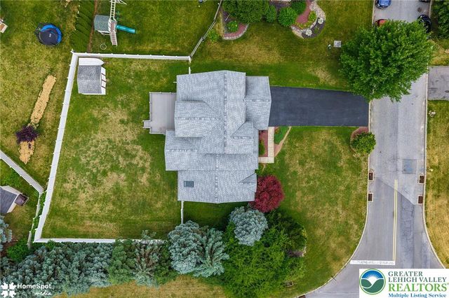 4022 Redwood Drive, Bethlehem Twp, PA 18020